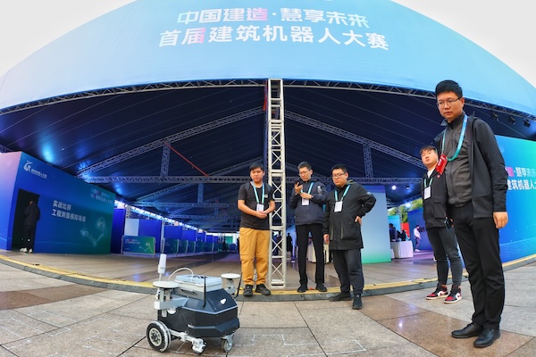 標線放線機器人。活動方供圖